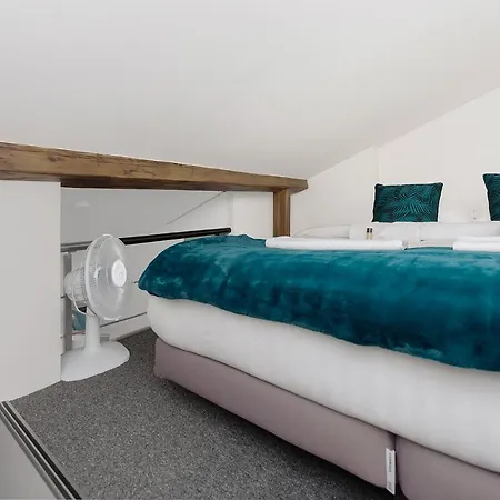 Pres Des Champs-elysees Apartman *
