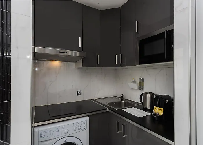 Près Des Champs-élysées Appartamento Parigi