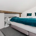 Pres Des Champs-elysees Apartamento *