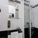 Pres Des Champs-elysees Apartamento